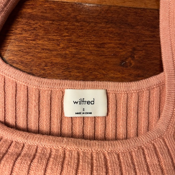 Aritzia Manila Tank in Heirloom Pink - Picture 3 of 3